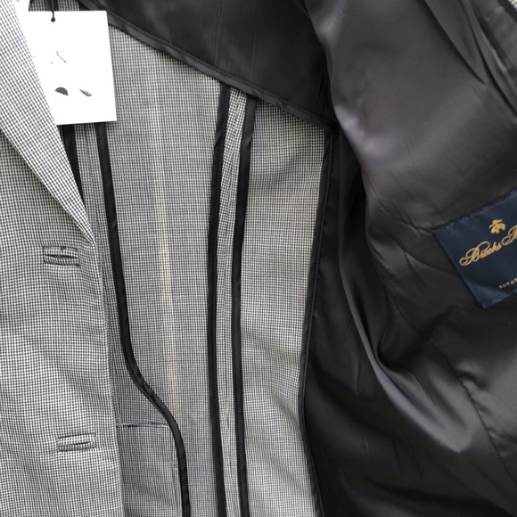 Brooks Brothers - Picture 10 of 16